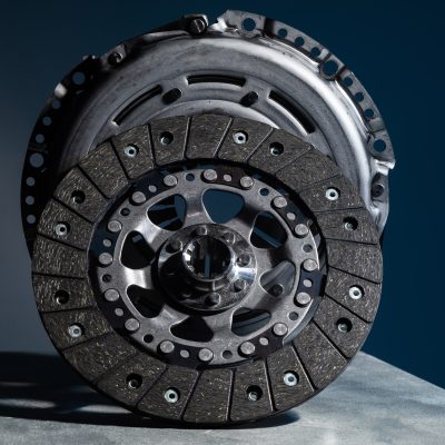 silver-car-clutch-mechanism-on-grey-background-2026-09-21-20-40-54-utc-2.jpg